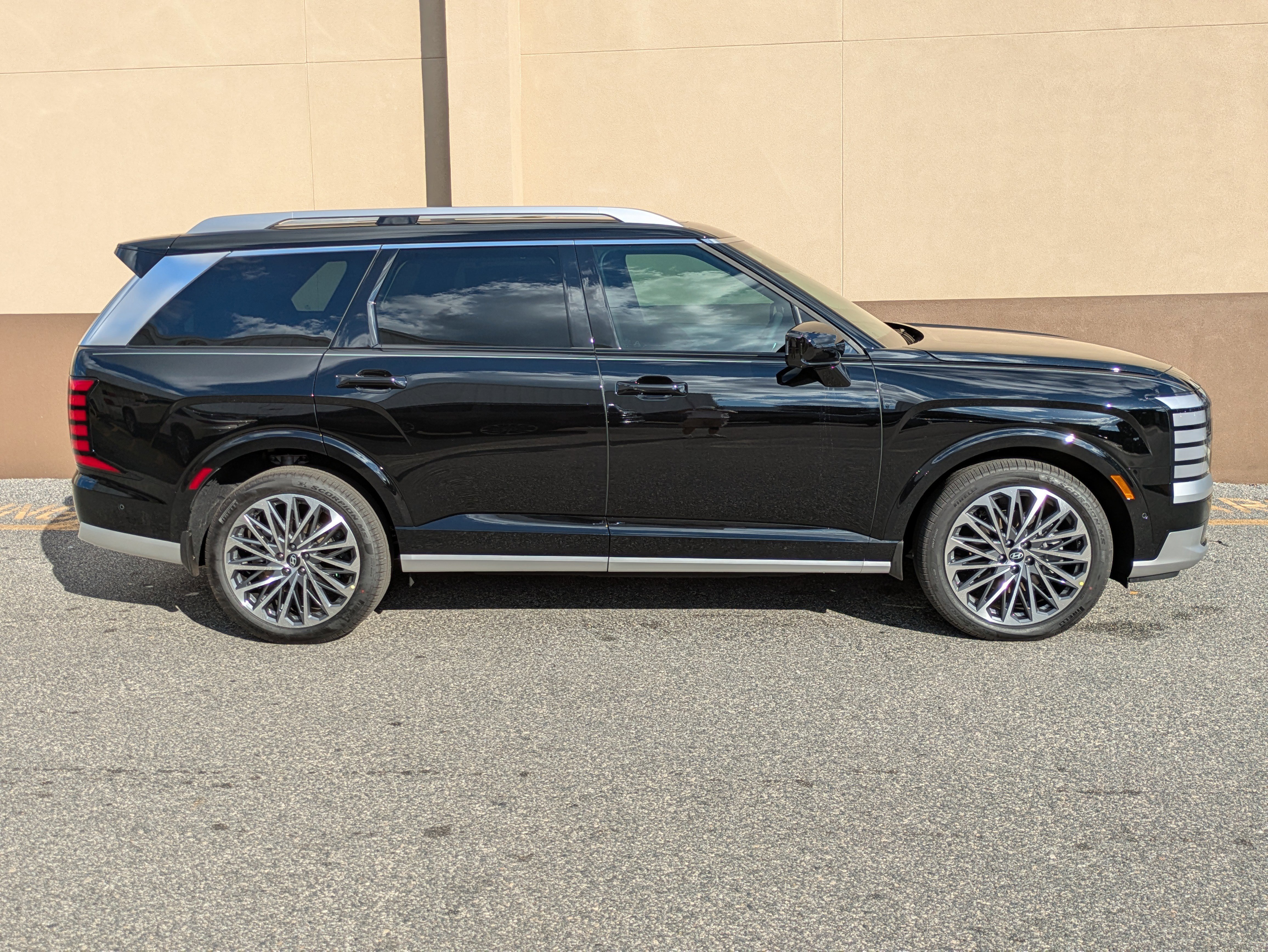 New 2026 Hyundai Palisade Calligraphy image 3