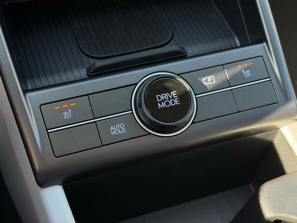 Used 2026 Hyundai Kona SEL Premium image 26