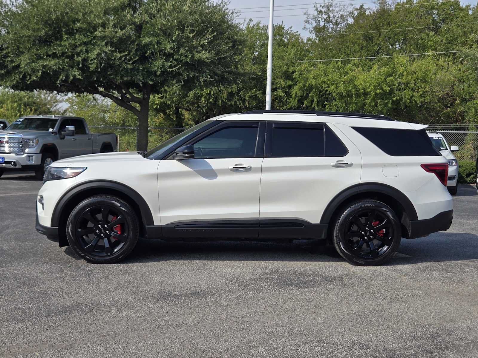 Used 2023 Ford Explorer ST w/ Equipment Group 401A AWD/4WD image 4