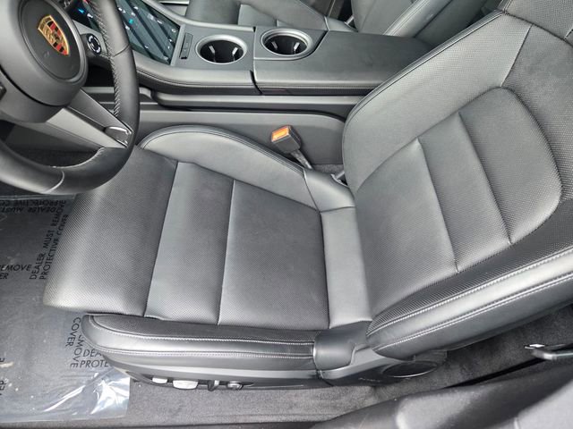 Used 2025 Porsche Taycan 4S image 26