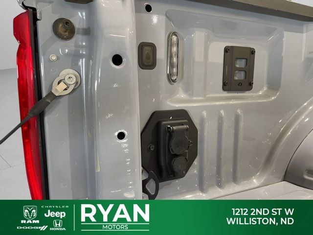 Used 2024 Ford F250 Lariat w/ Sport Appearance Package image 18