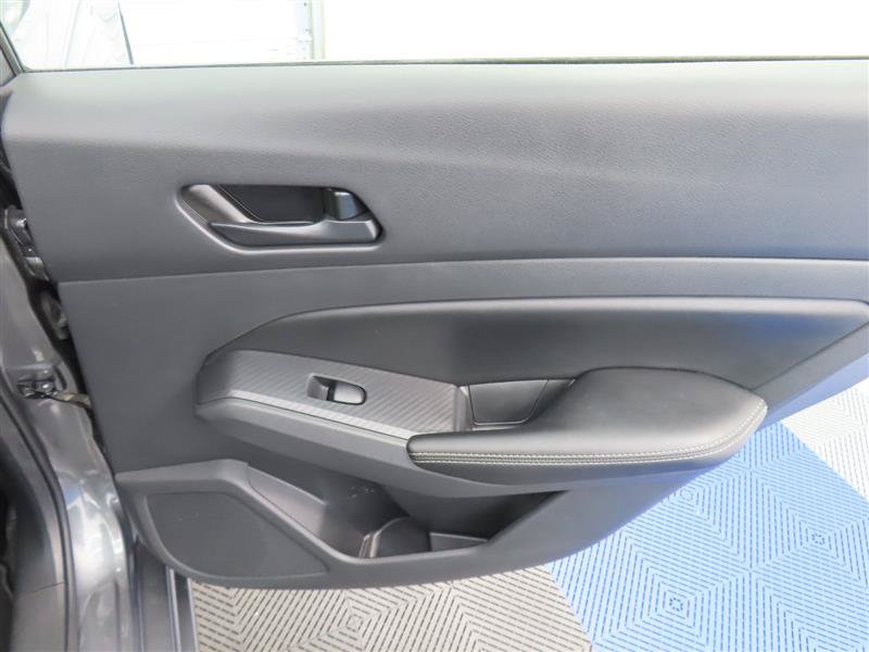 Used 2024 Nissan Altima 2.5 SV FWD image 28