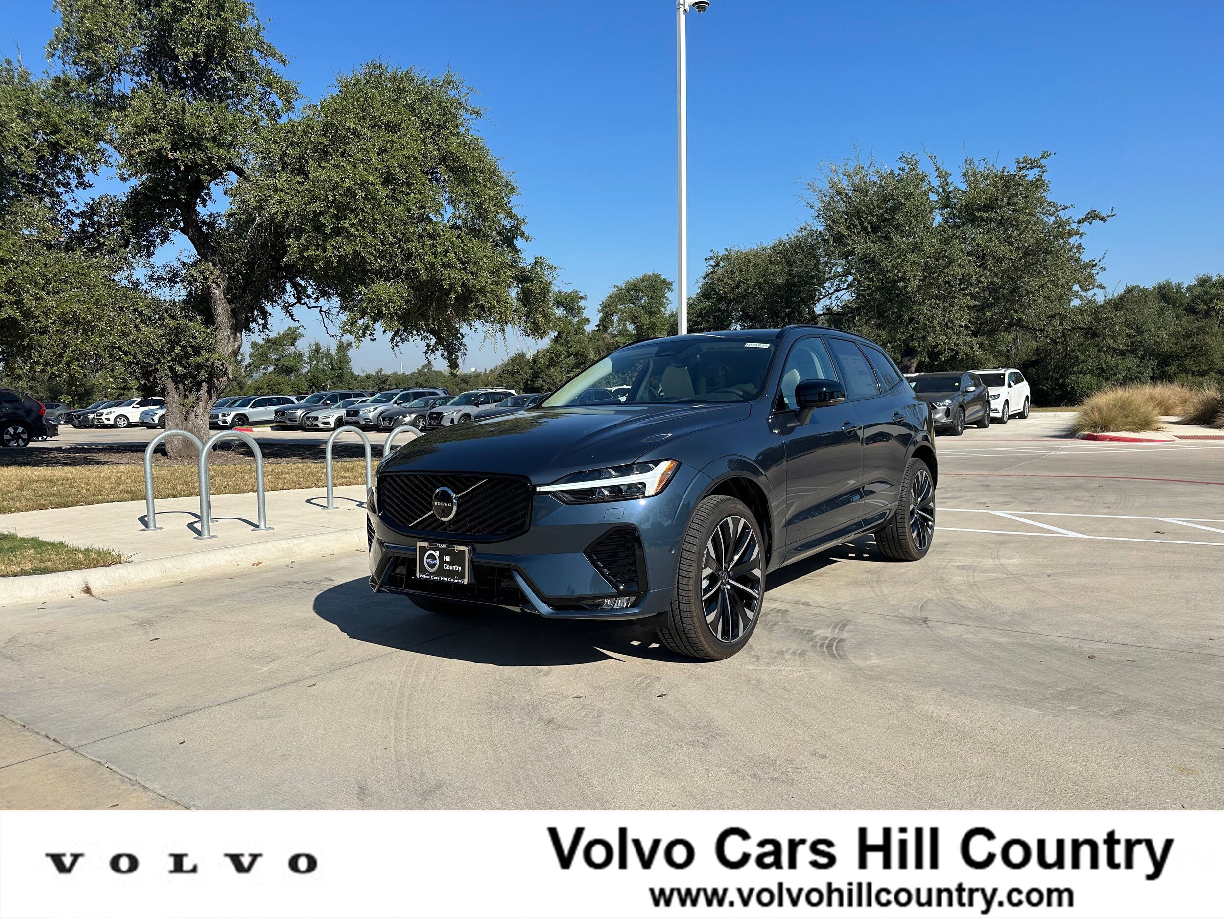 New 2026 Volvo XC60 B5 Ultra w/ Protection Package Premier