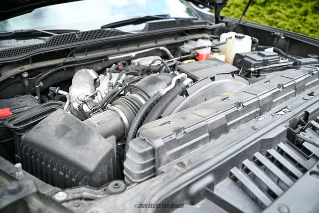 Used 2023 Chevrolet Silverado 3500 High Country image 16