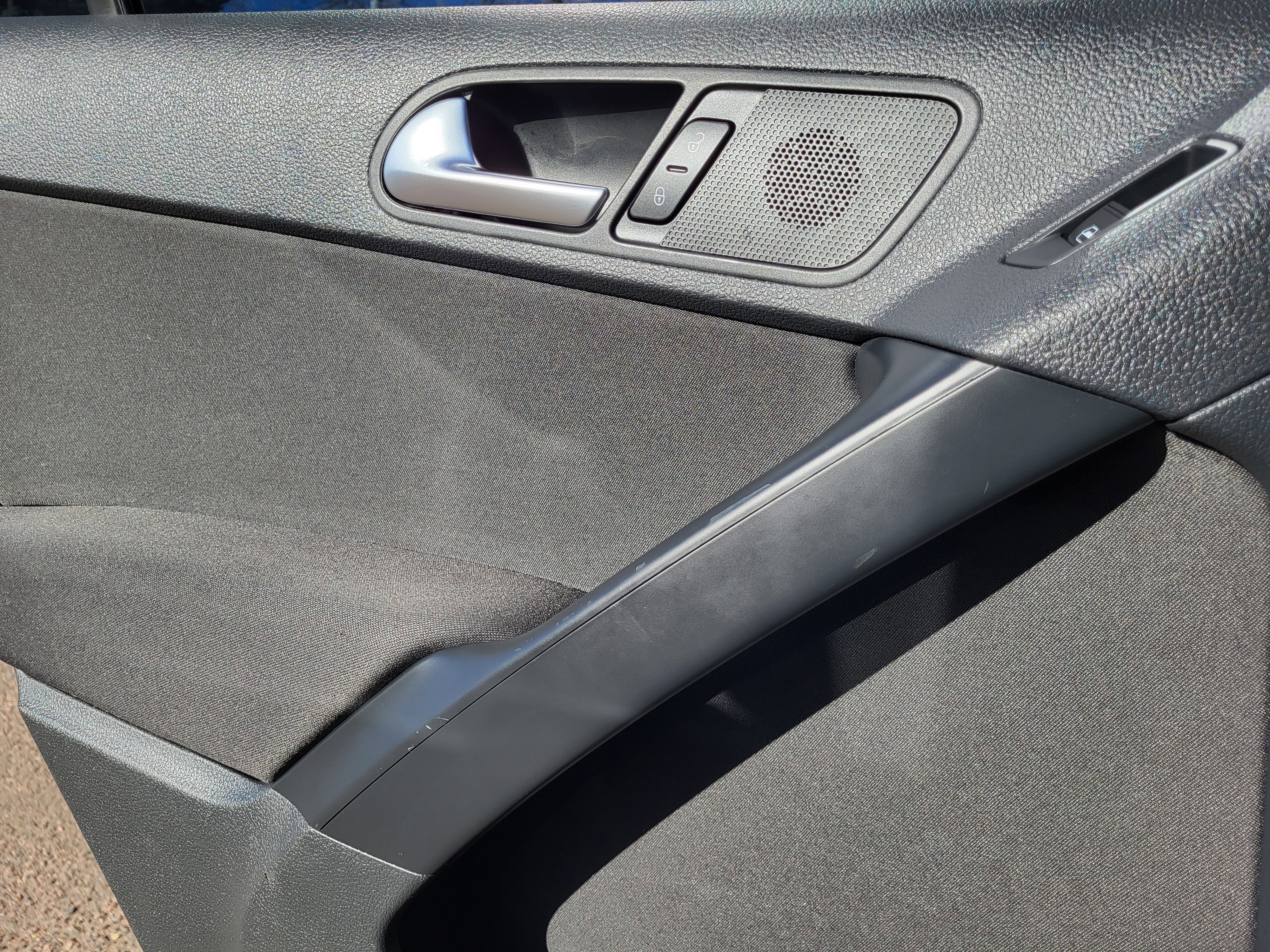 Used 2018 Volkswagen Tiguan Limited image 10