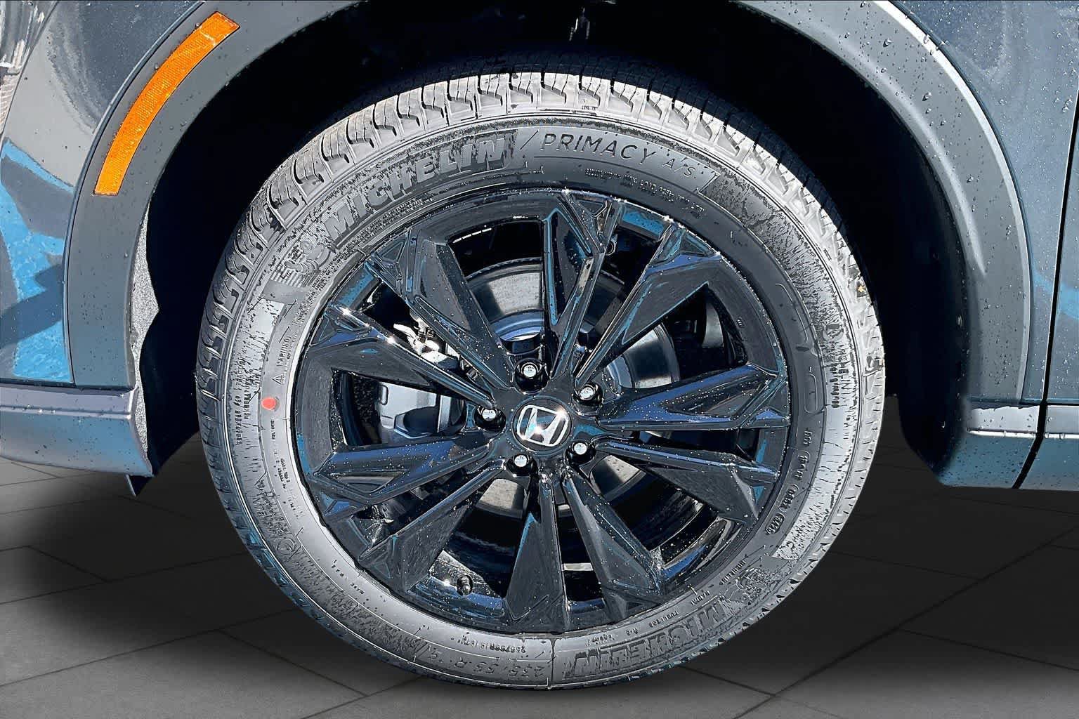 New 2027 Honda CR-V Sport Touring image 9