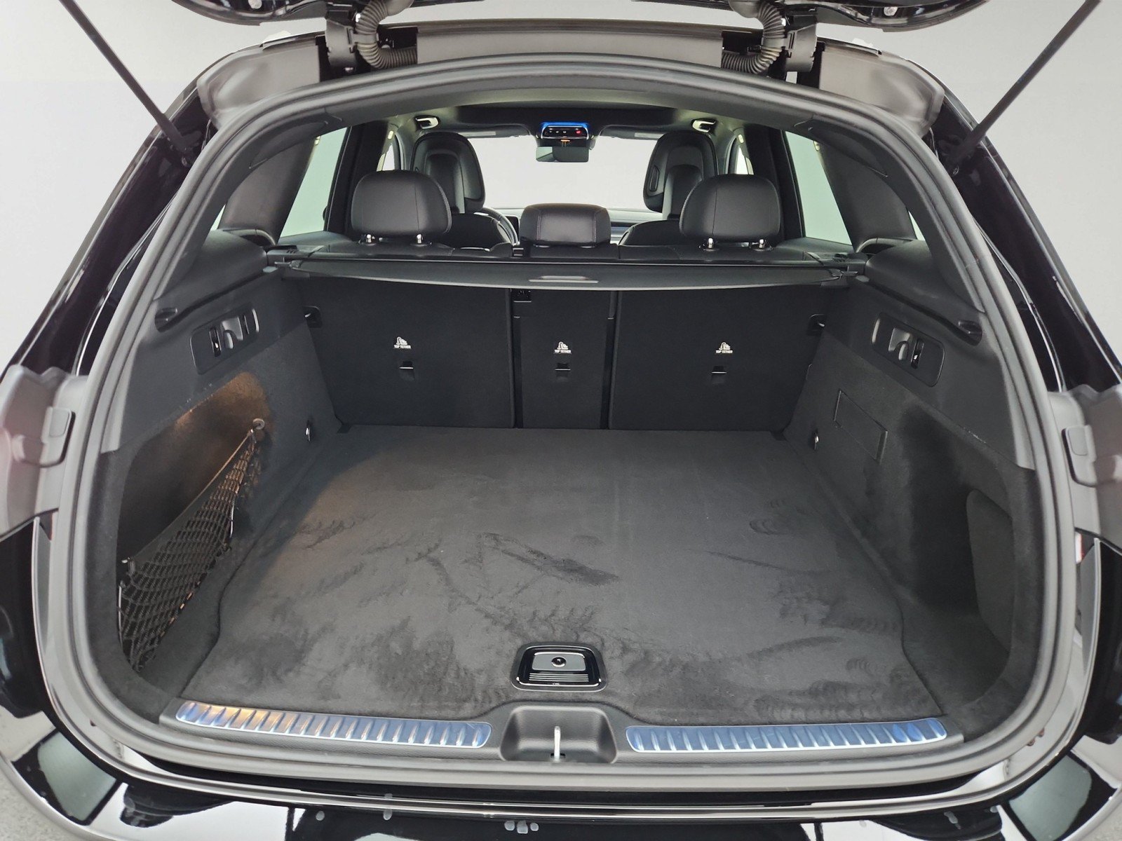 Certified 2026 Mercedes-Benz GLC 300 image 32