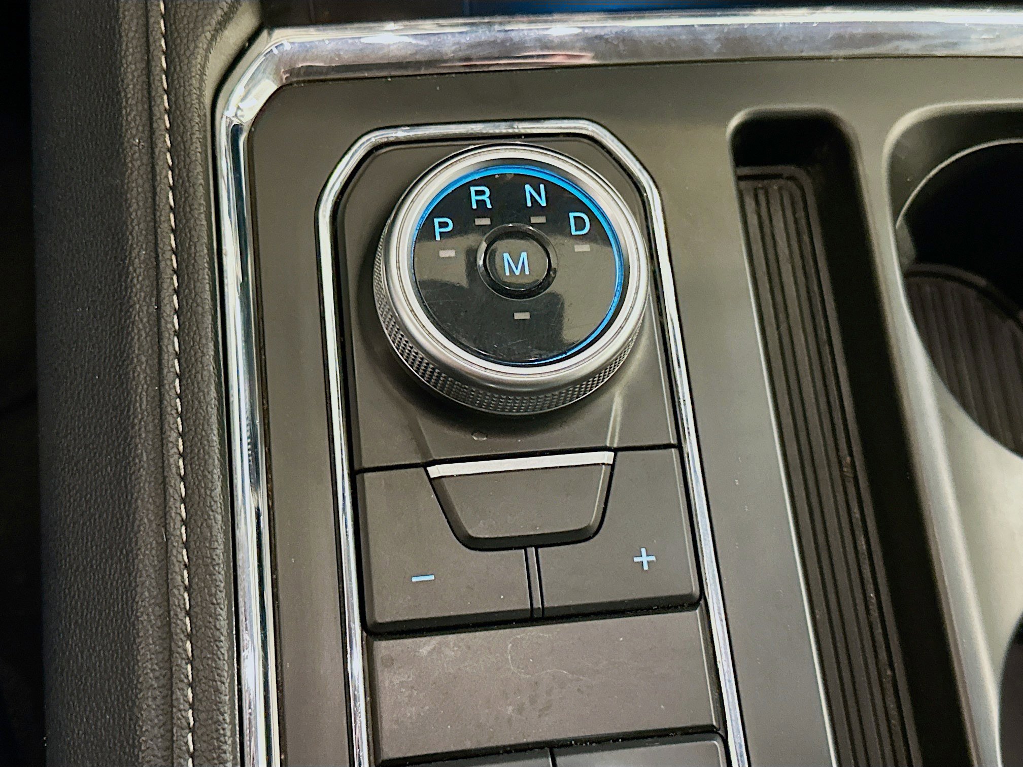 Used 2024 Ford Expedition XLT image 25