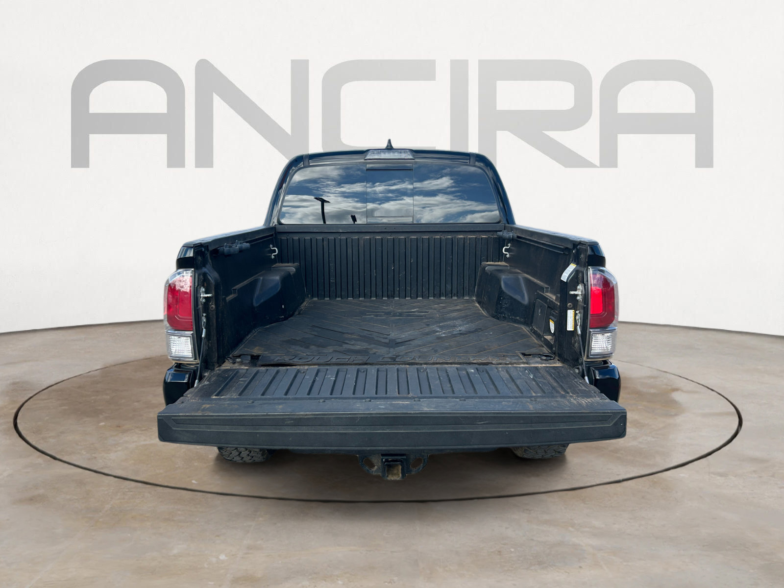 Used 2023 Toyota Tacoma TRD Sport w/ Black Out Package (TMS) image 12