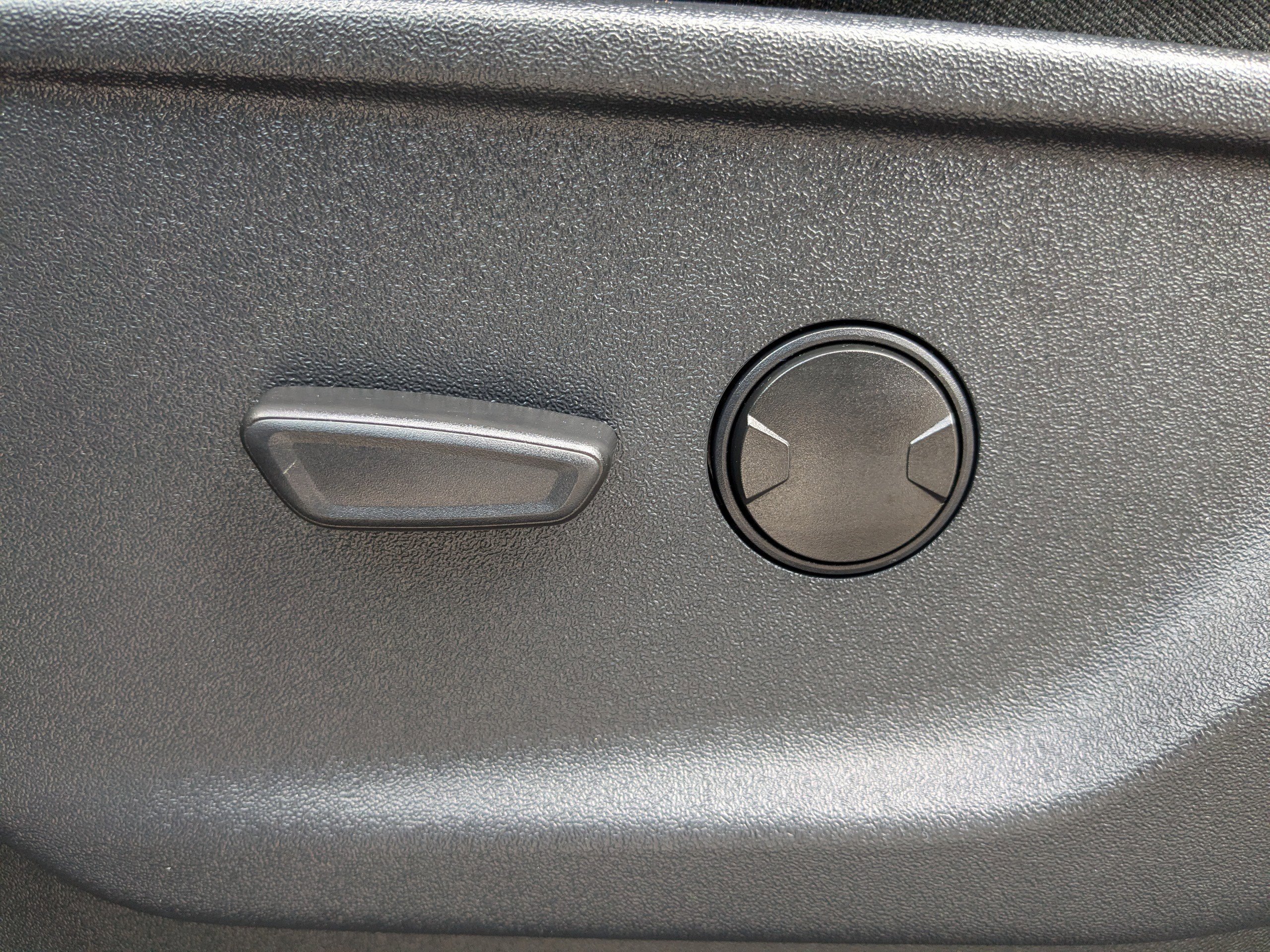 Used 2024 Ford F150 XLT w/ Mobile Office Package image 20