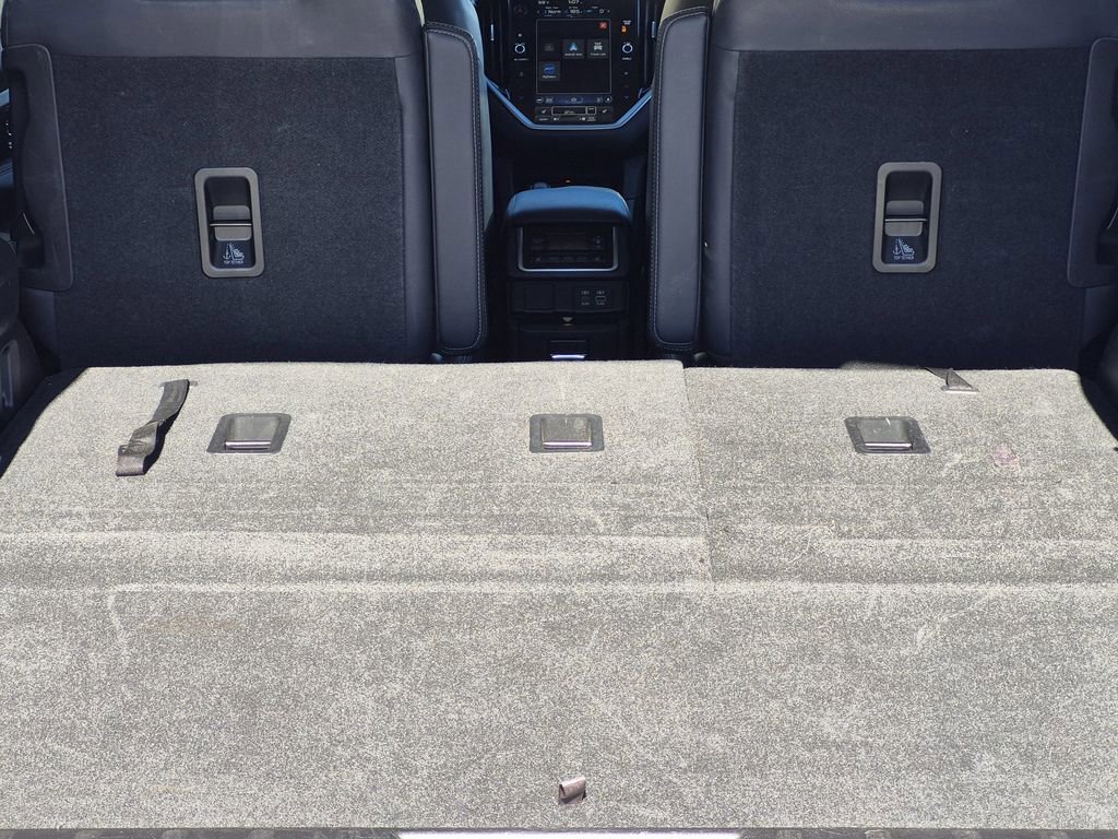 Used 2023 Subaru Ascent Limited image 24