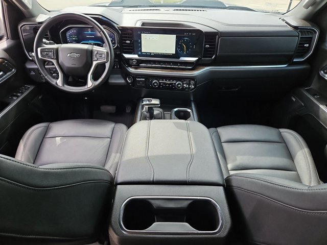 Used 2024 Chevrolet Silverado 1500 LT Trail Boss w/ Convenience Package II image 17