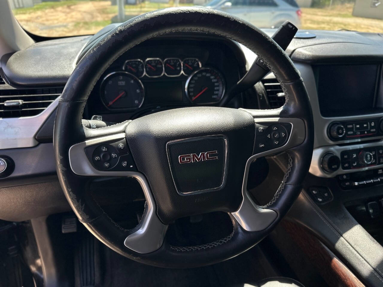 Used 2015 GMC Yukon XL SLT w/ Open Road Package image 22