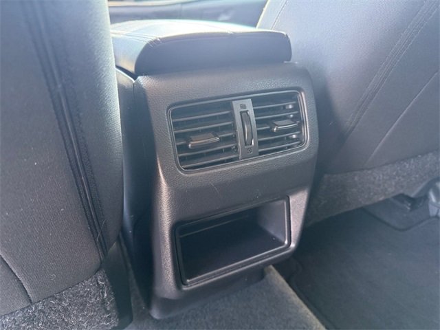 Used 2023 Nissan Rogue S image 20