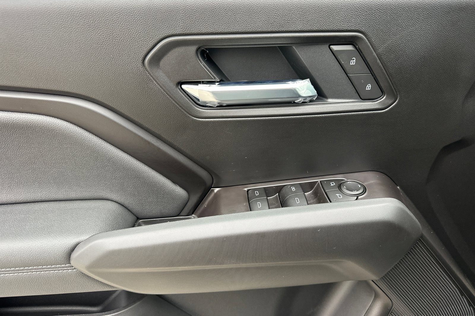 New 2026 GMC Canyon Elevation image 12