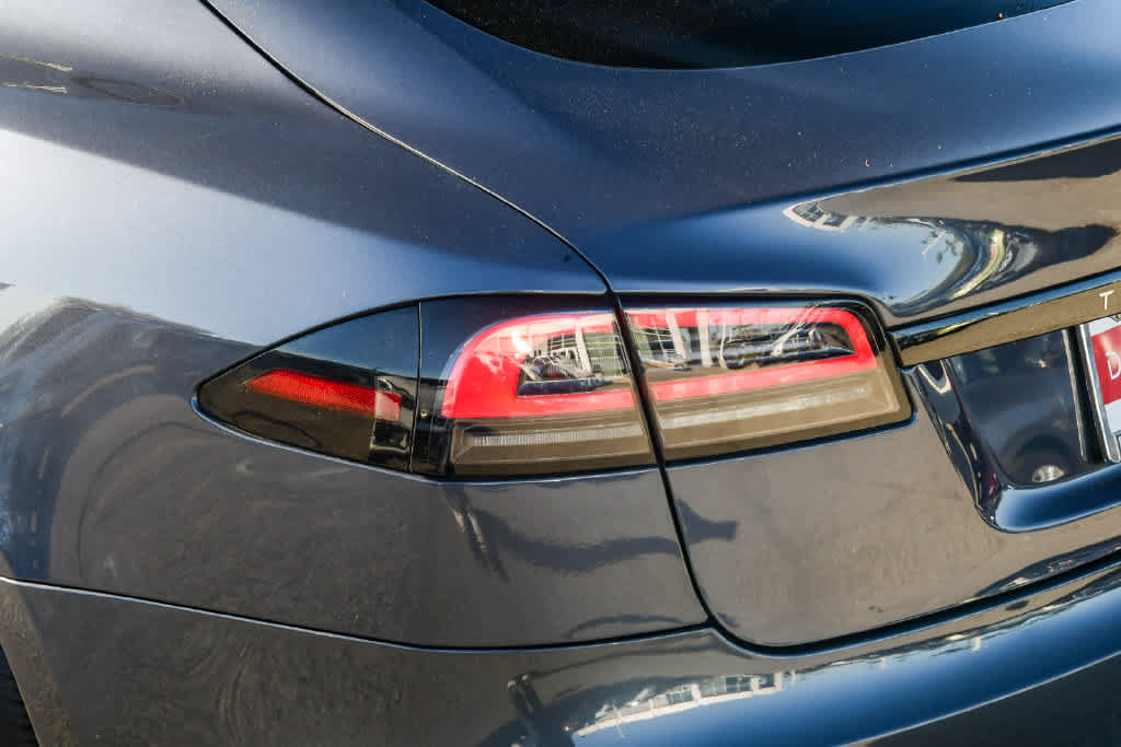 Used 2023 Tesla Model S AWD/4WD image 7