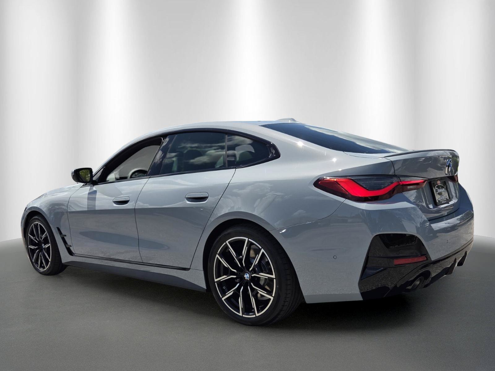 New 2026 BMW 430i w/ M Sport Package RWD image 5