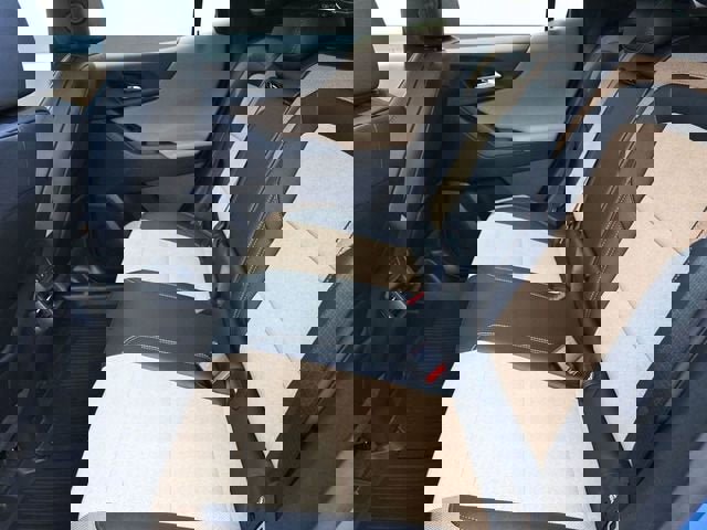 New 2026 Chevrolet Equinox ACTIV w/ Convenience Package III image 33