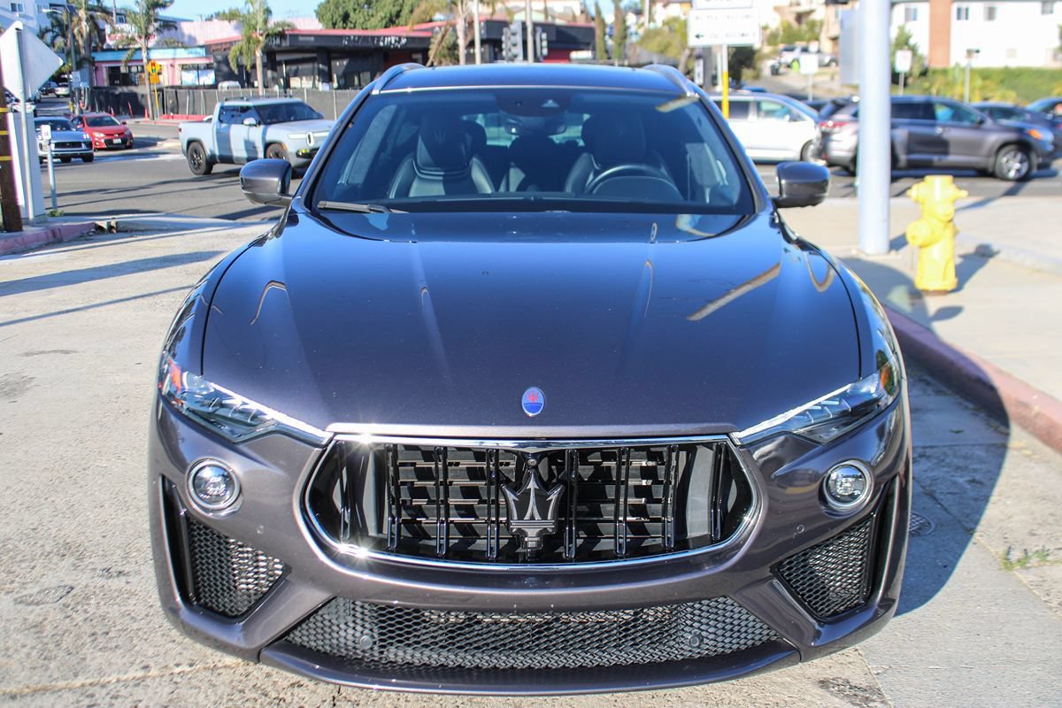 Used 2020 Maserati Levante GTS AWD/4WD image 9