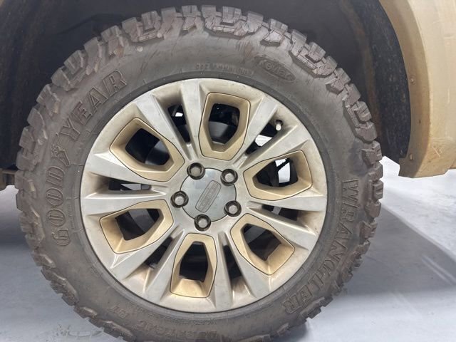 Used 2014 RAM 1500 Laramie Longhorn RWD image 9