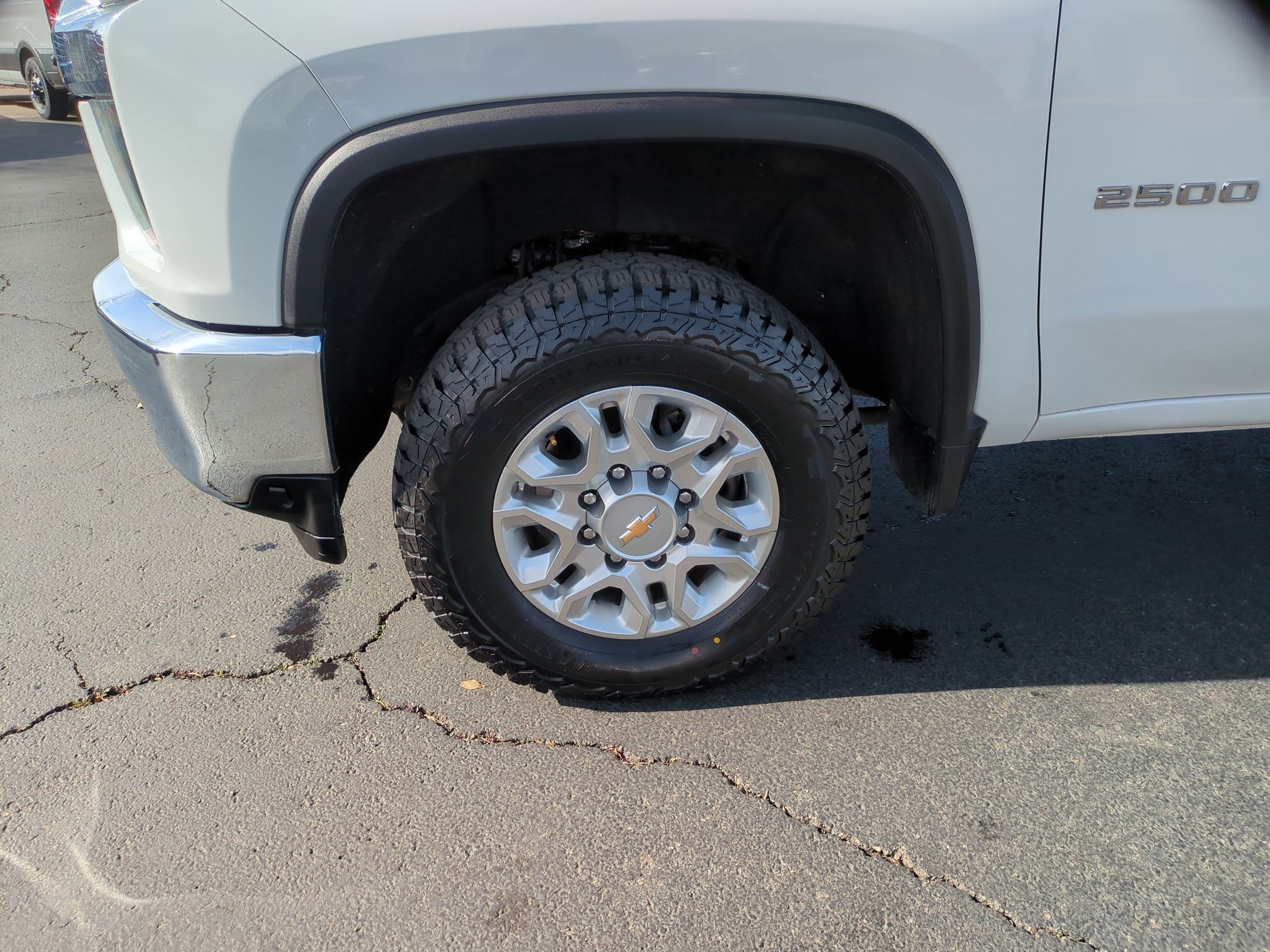 Used 2022 Chevrolet Silverado 2500 LT w/ Fleet Comfort Package image 11