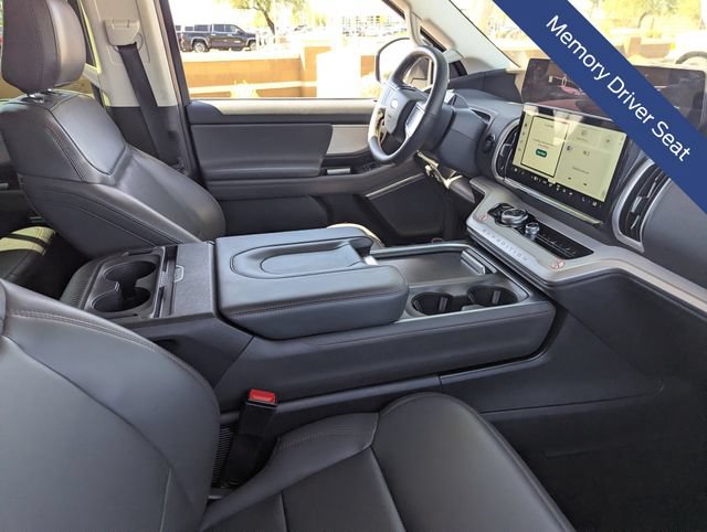 Certified 2025 Ford Expedition Max Active AWD/4WD image 17