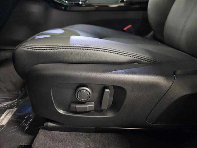 New 2026 Land Rover Range Rover Velar S image 28