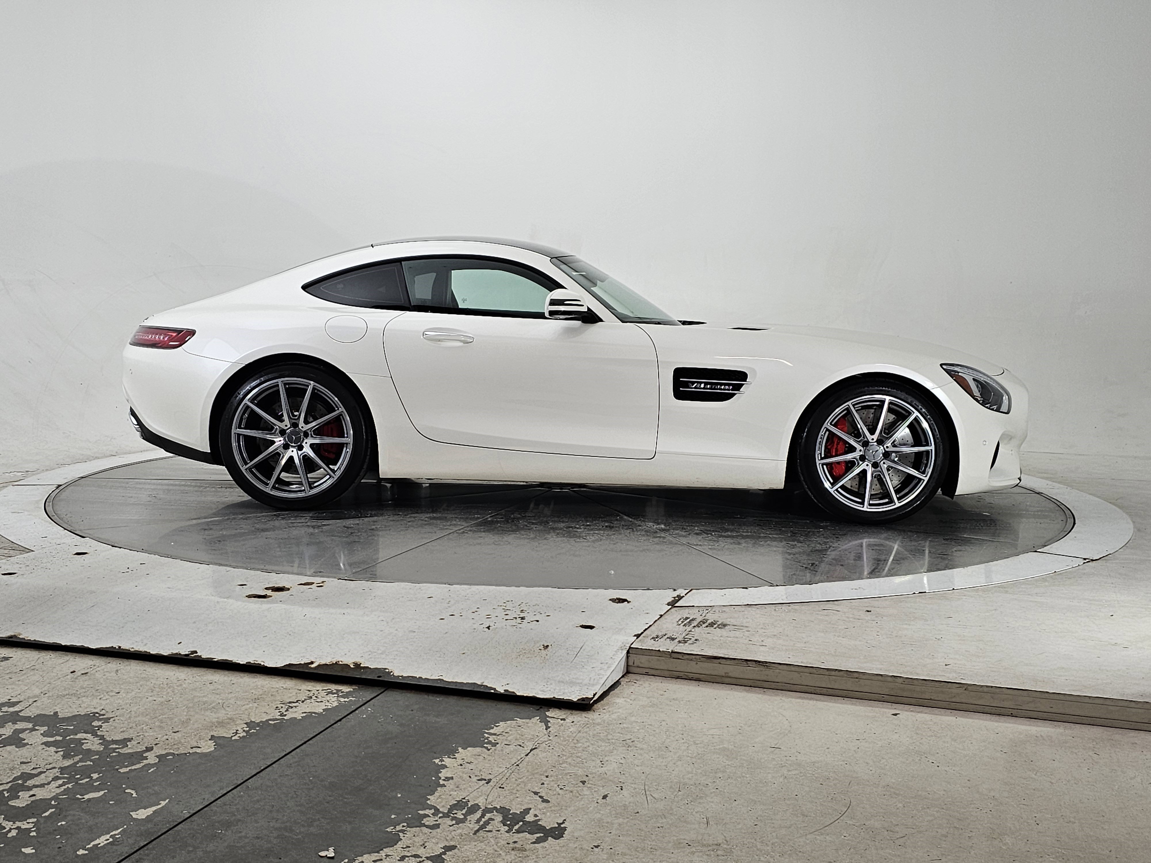 Certified 2016 Mercedes-Benz AMG GT S image 3