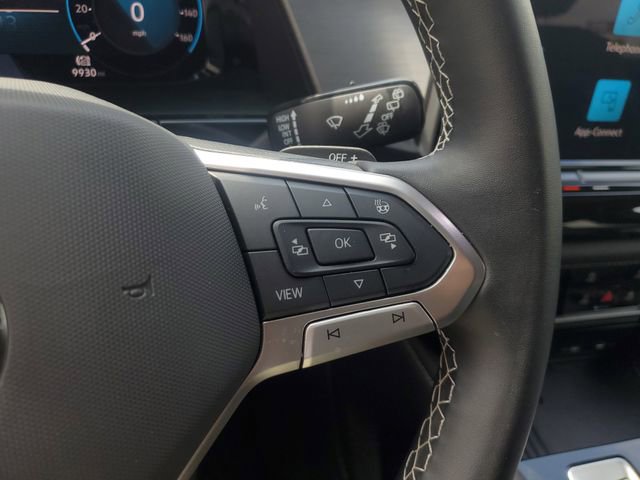 Certified 2025 Volkswagen Atlas Cross Sport SE w/ Panoramic Sunroof Package image 27