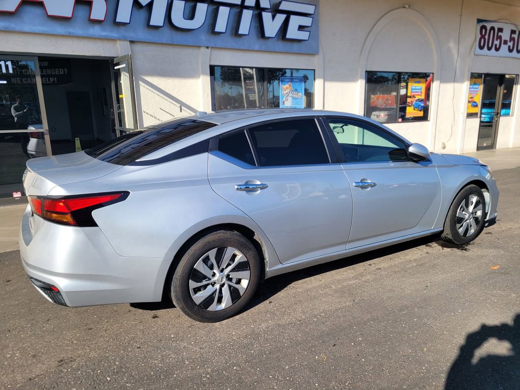 Used 2020 Nissan Altima 2.5 S image 3