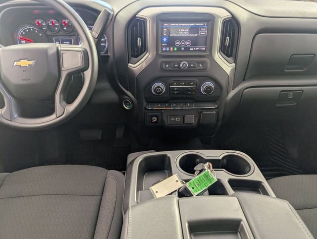 Used 2025 Chevrolet Silverado 1500 Custom w/ Turbomax Blackout Package image 23