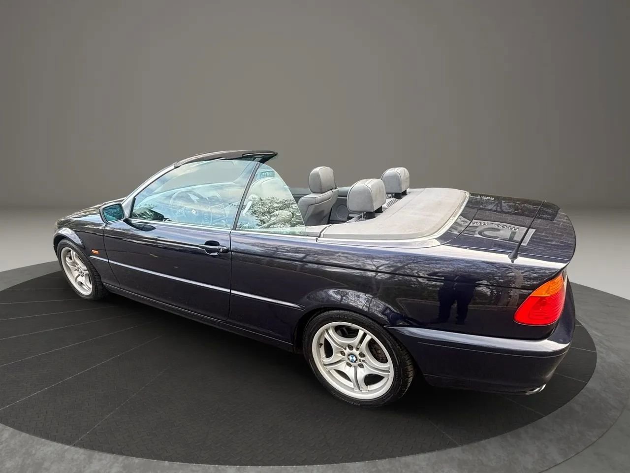 Used 2001 BMW 330Ci Convertible RWD image 20