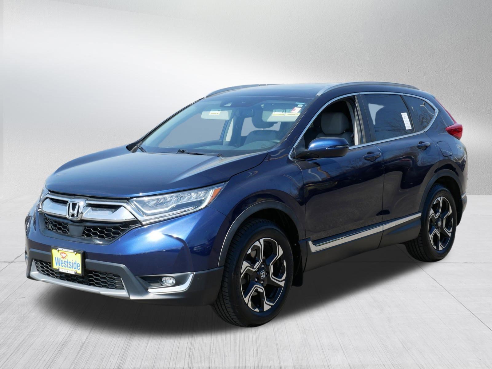 Used 2018 Honda CR-V Touring image 3
