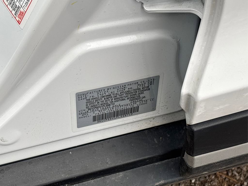 Used 2023 Nissan Kicks SR w/ SR Premium Package image 14