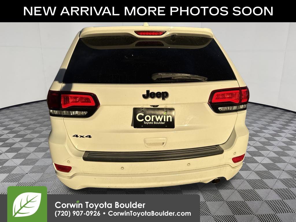 Used 2020 Jeep Grand Cherokee Altitude AWD/4WD image 6