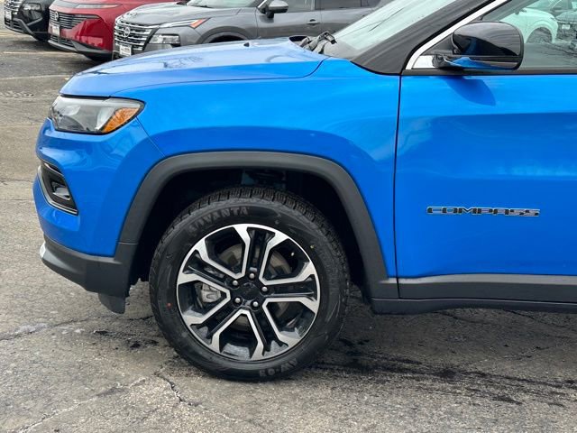 Used 2022 Jeep Compass Limited image 7