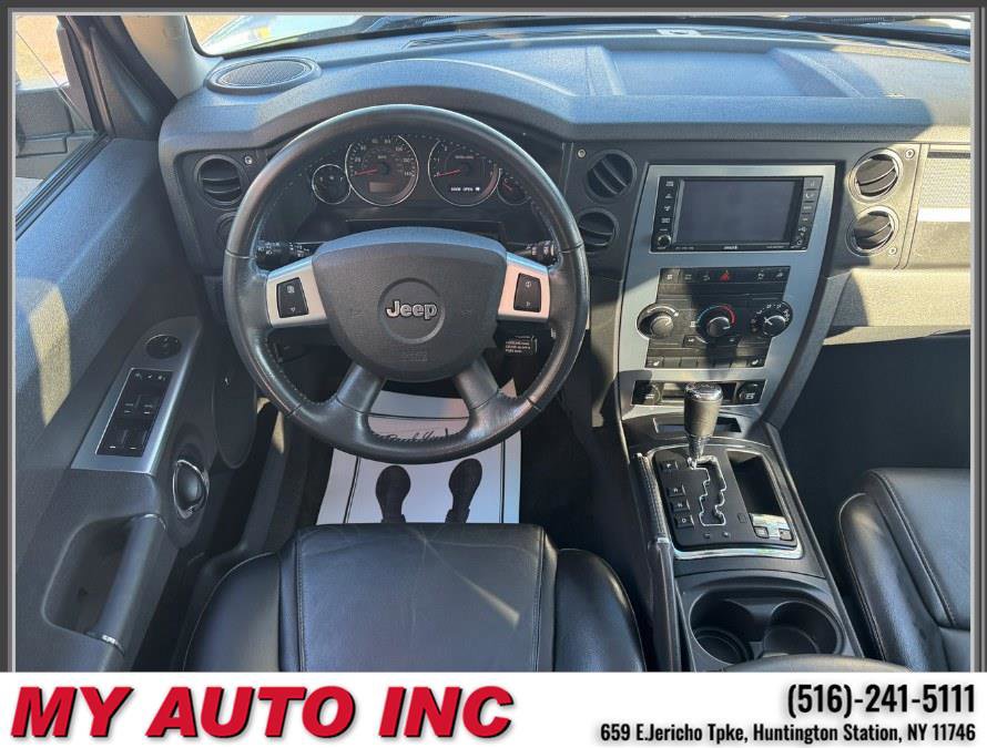 Used 2010 Jeep Commander Sport w/ Sun/Sound Group image 12