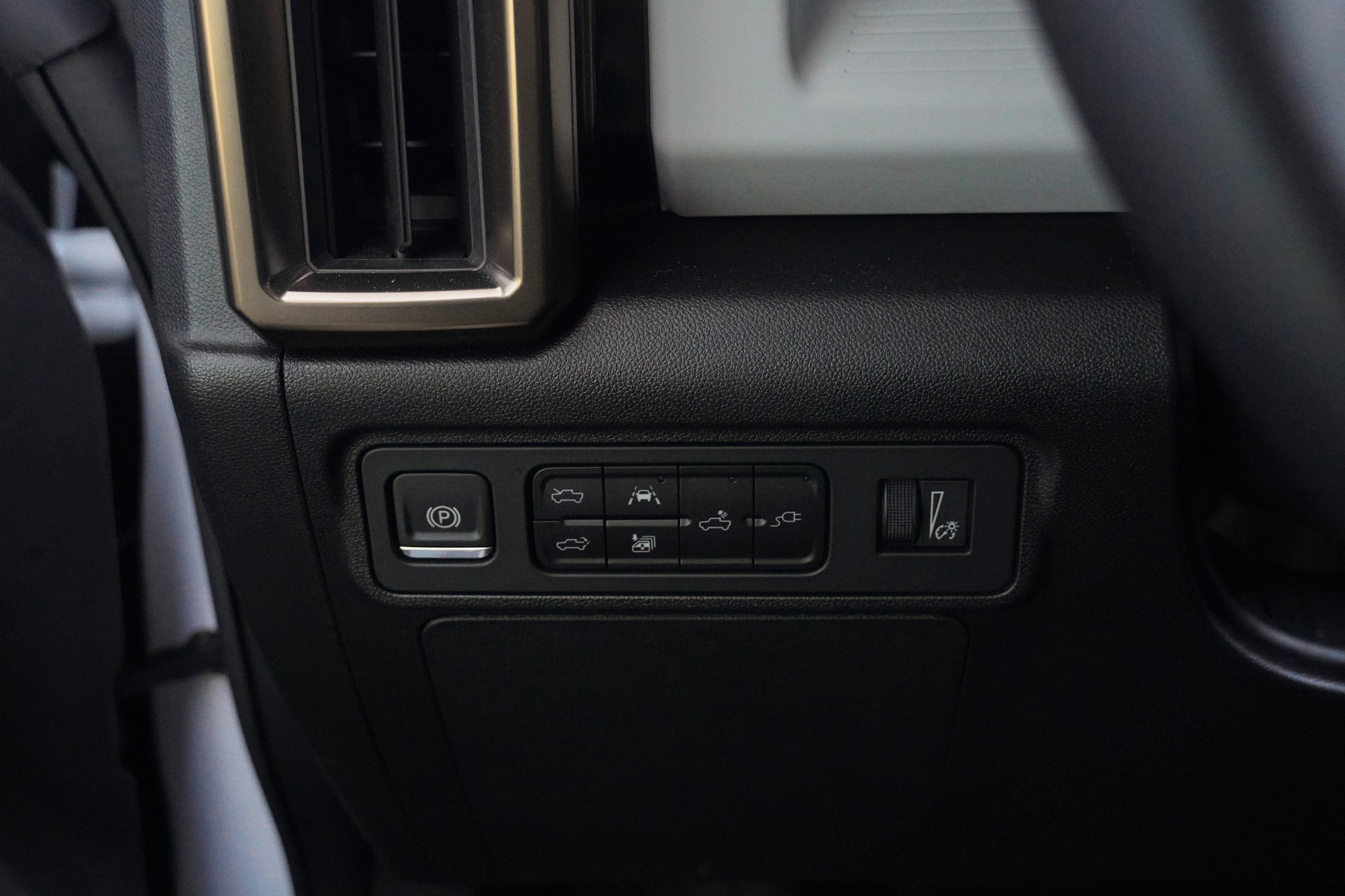 Used 2024 GMC Hummer EV 3X AWD/4WD image 18