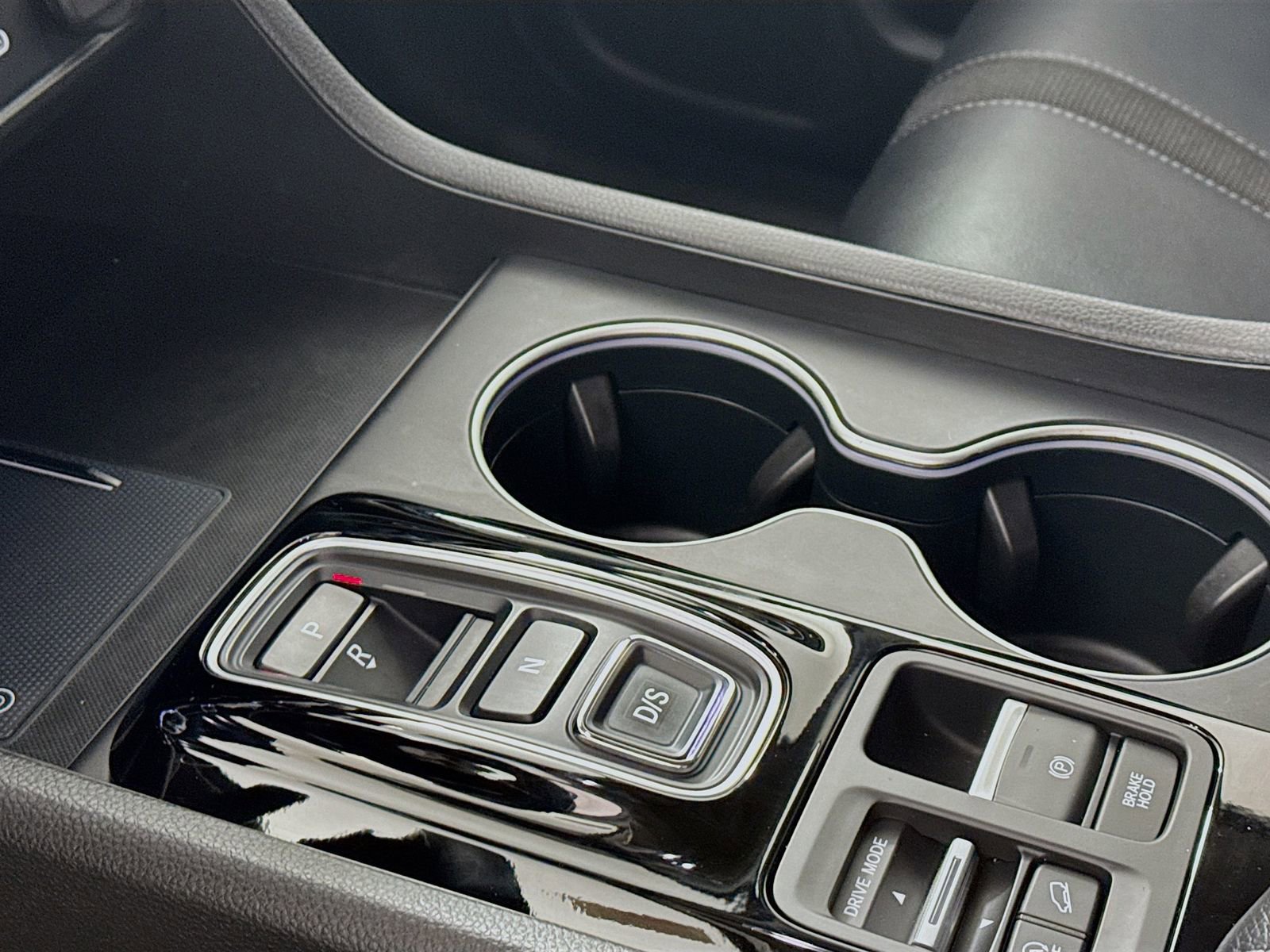 Used 2023 Honda Pilot Touring image 10