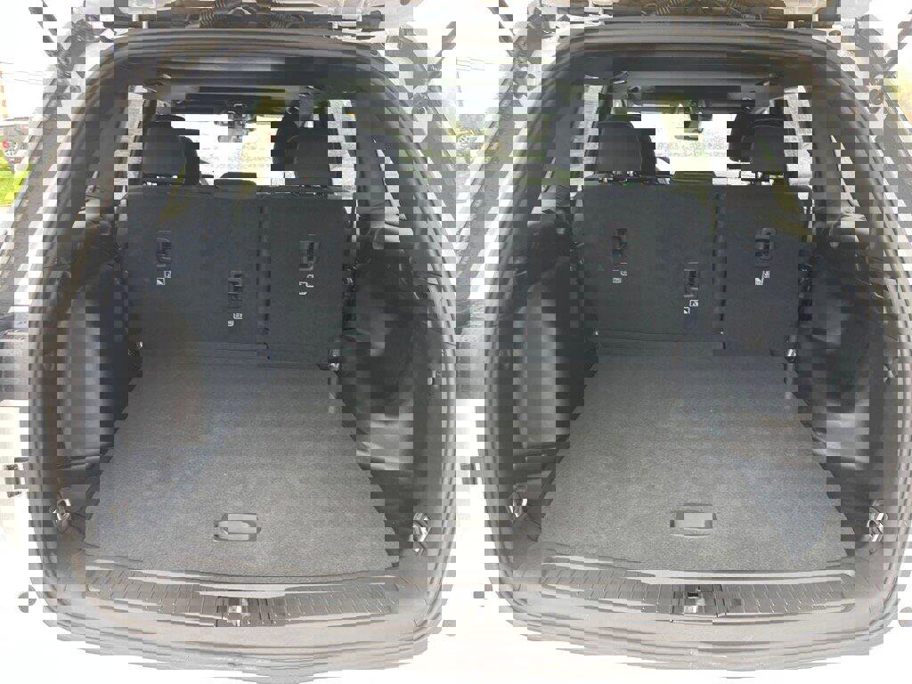 New 2025 Jeep Grand Cherokee Laredo X image 16