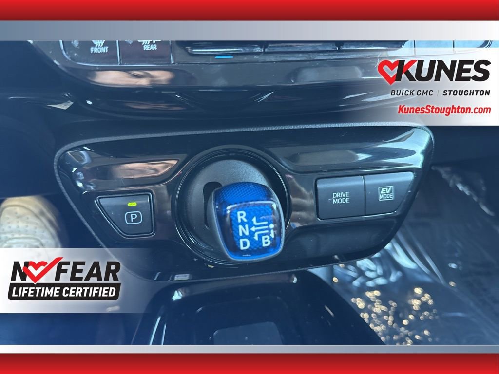 Used 2022 Toyota Prius XLE image 33