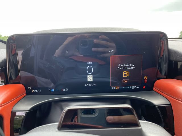 Used 2025 Lincoln Aviator Reserve w/ Jet Appearance Package AWD/4WD image 29