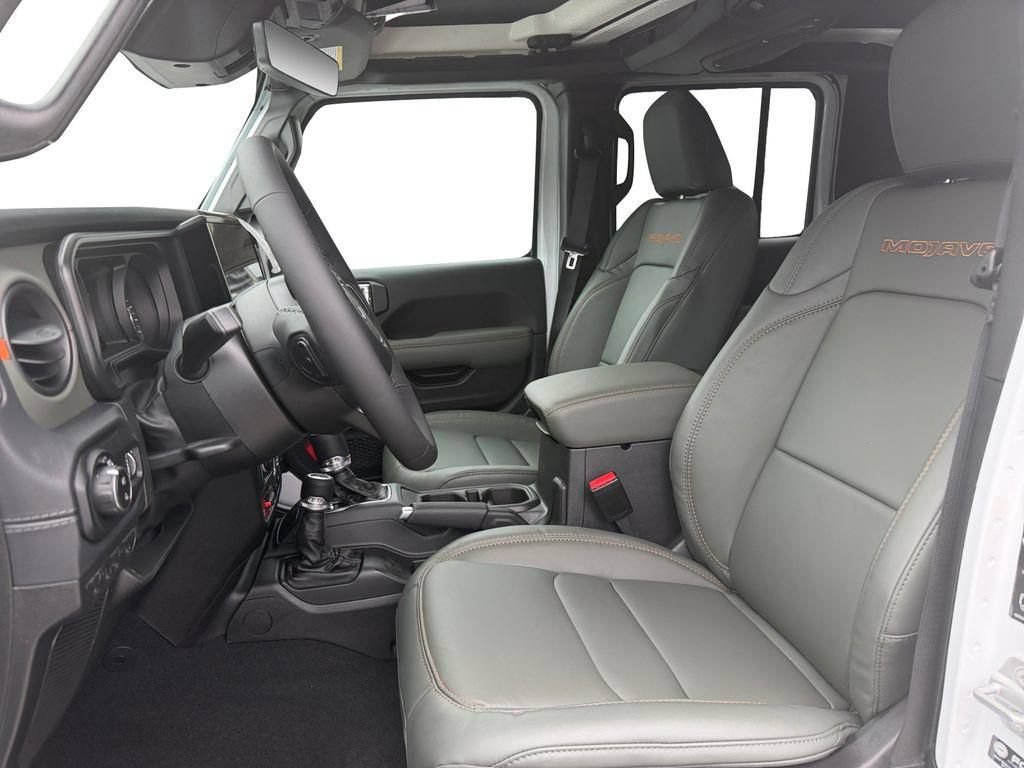 New 2026 Jeep Gladiator Mojave AWD/4WD image 9