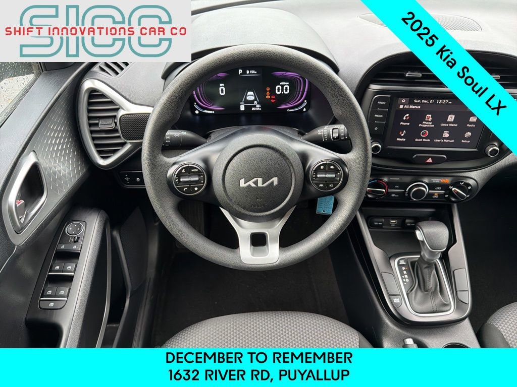 Used 2025 Kia Soul LX w/ LX Technology Package image 15