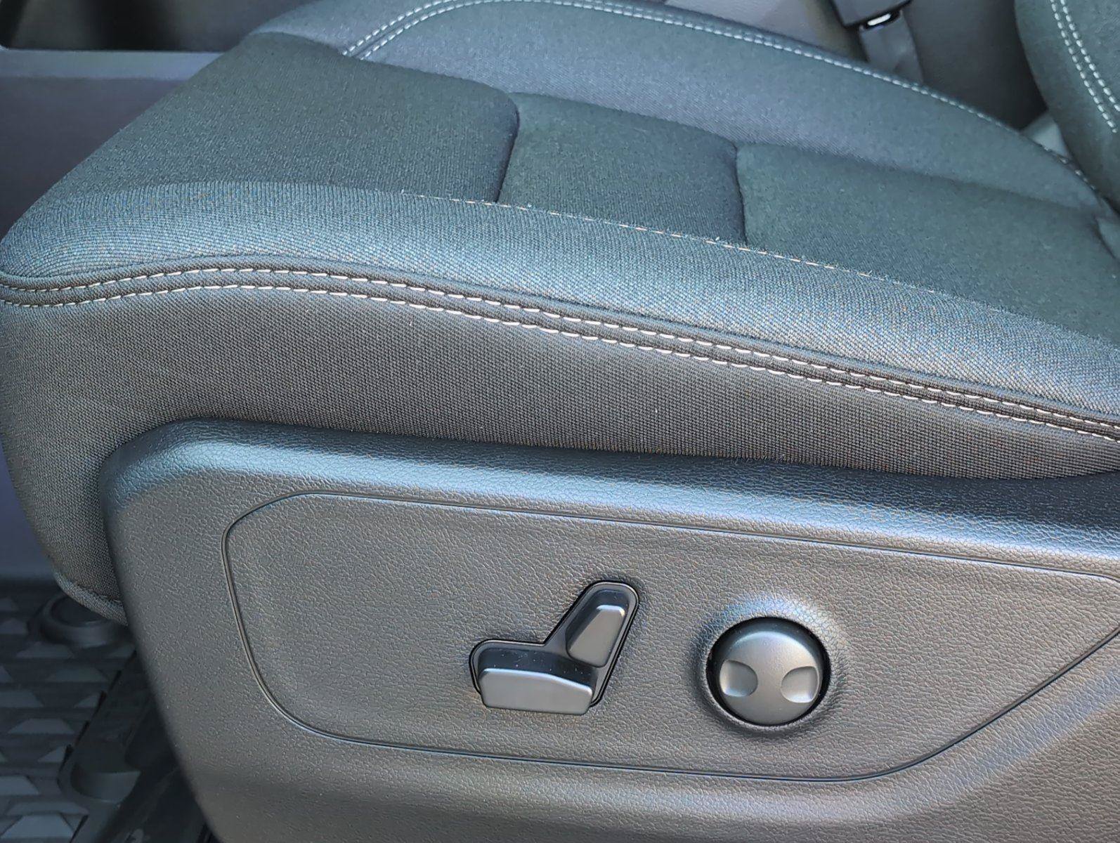 New 2026 RAM 1500 Big Horn AWD/4WD image 10
