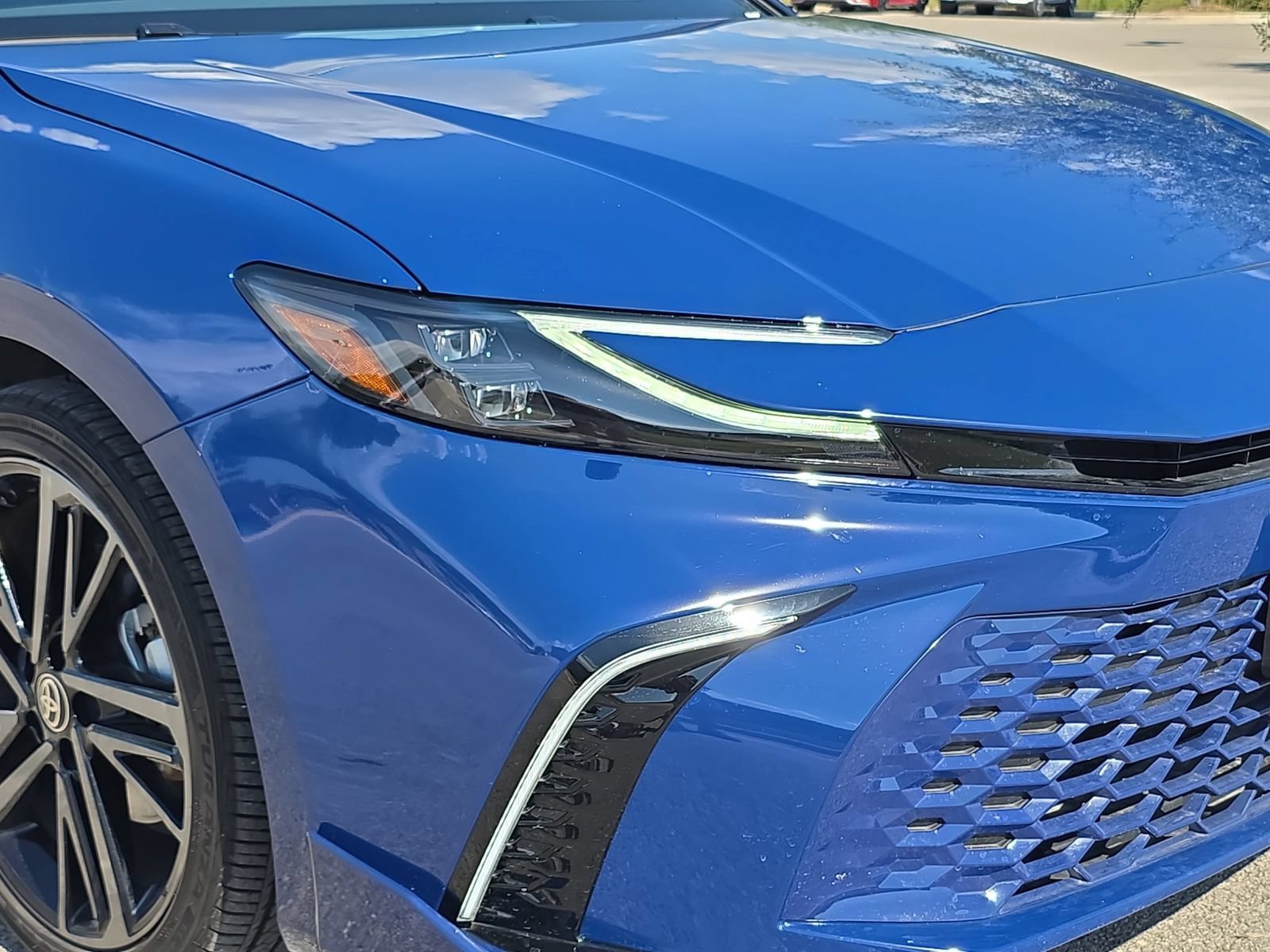 Used 2026 Toyota Camry XSE FWD image 28