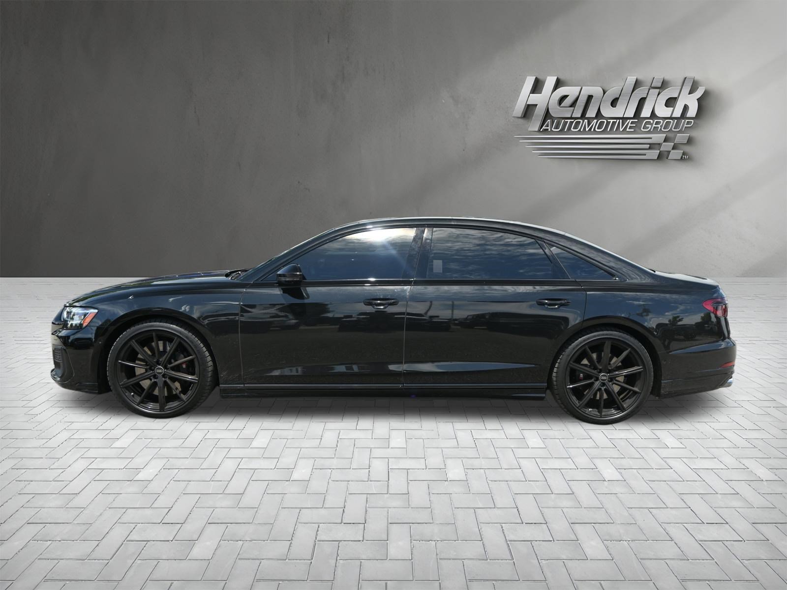 Used 2024 Audi S8 AWD/4WD image 6