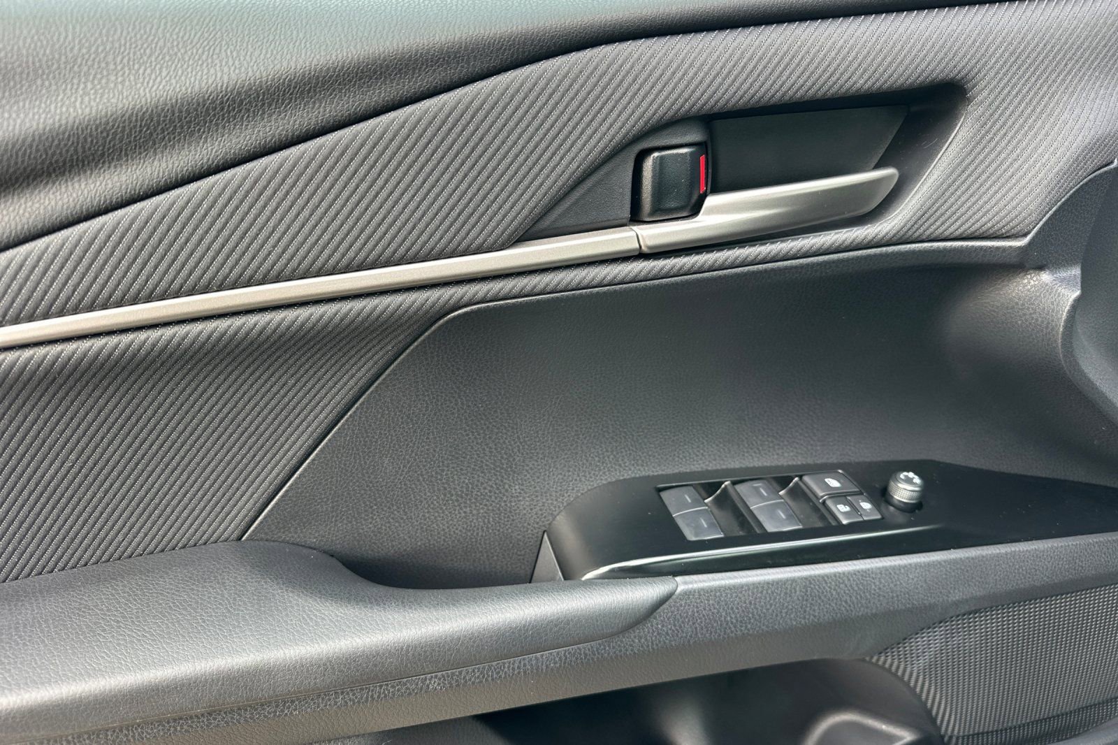 Certified 2026 Toyota Camry SE w/ Multimedia Upgrade Package FWD image 12