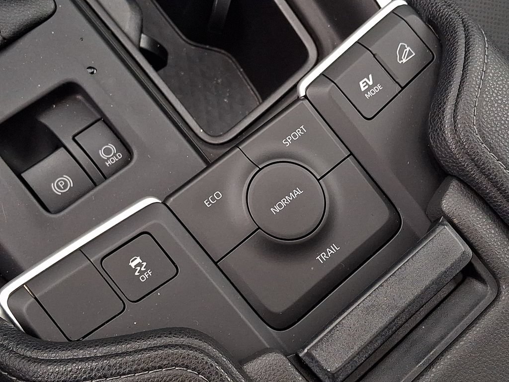 Used 2025 Toyota Grand Highlander AWD Hybrid image 25