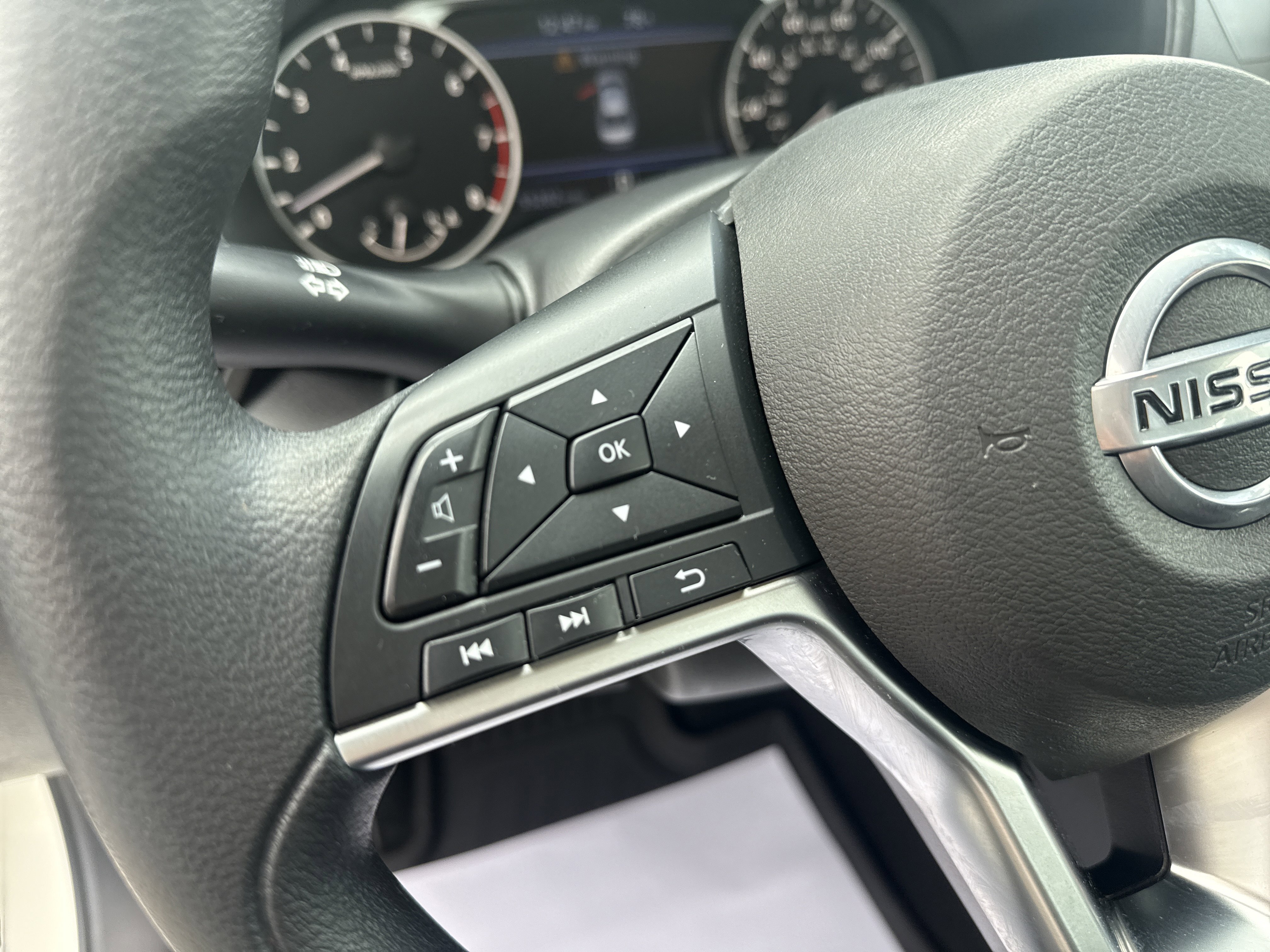 Used 2020 Nissan Altima 2.5 S FWD image 19